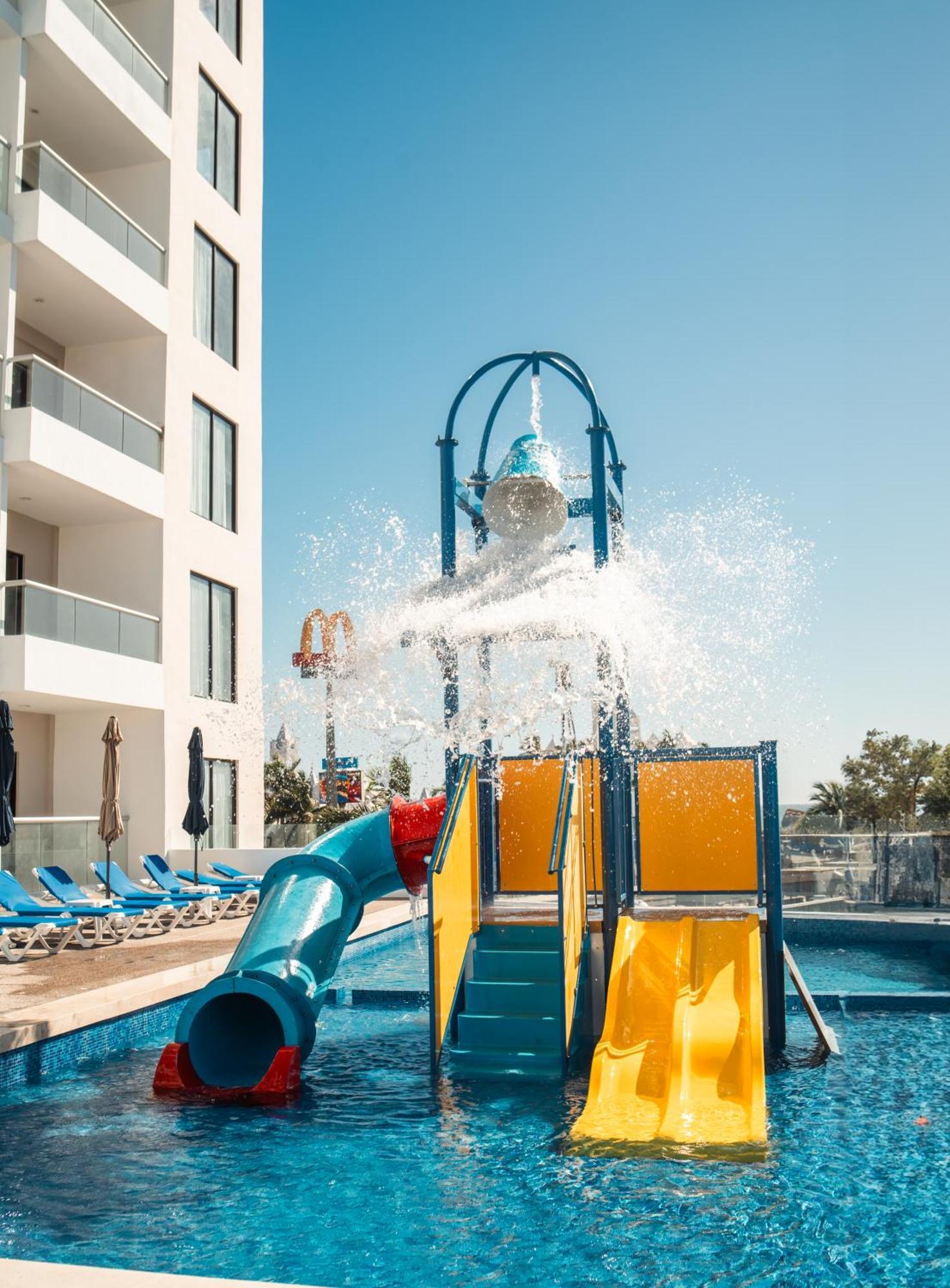 High Garden Grand Hotel 마사틀란 외부 사진